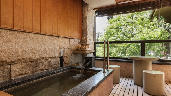 日本庭園を望む　温泉露天風呂付き客室(限定)
